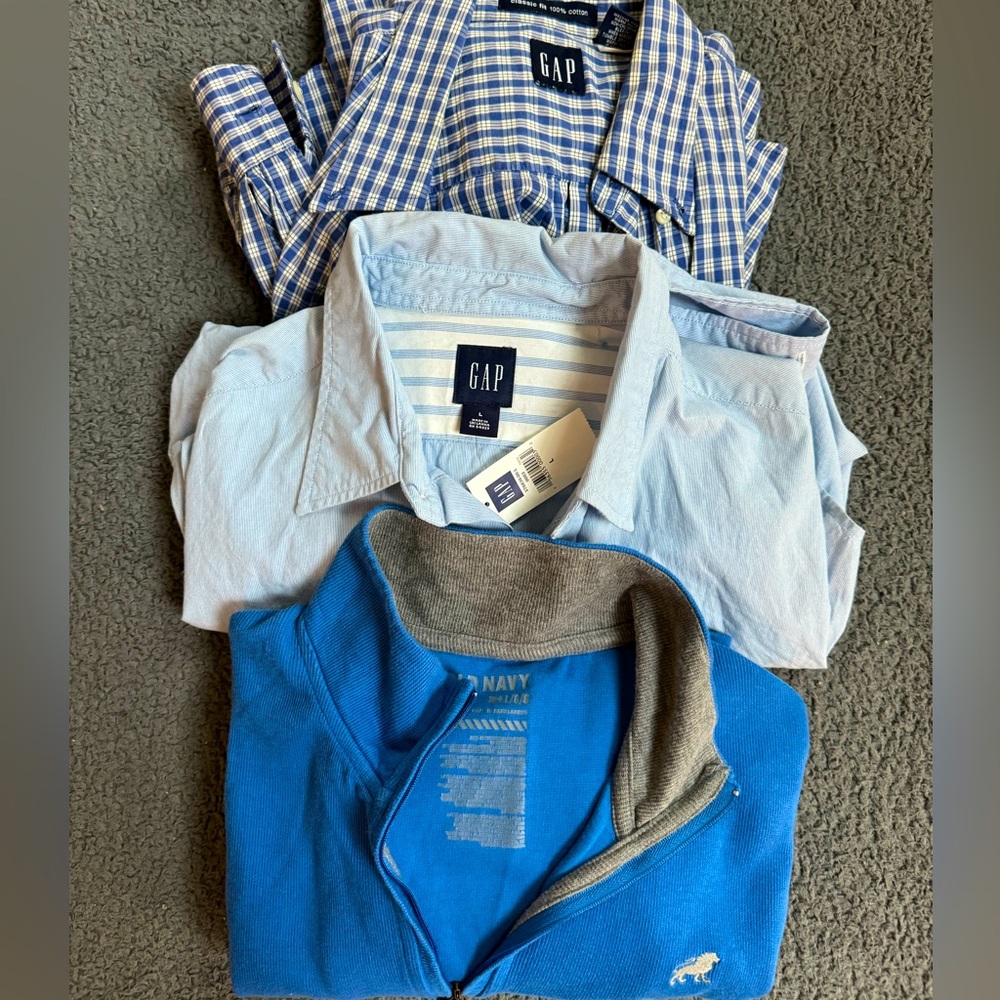 3 men’s shirts. Gap. Old Navy. Size L and M.